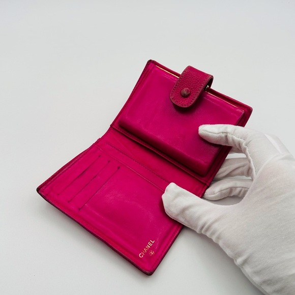 Chanel Caviar Leather Wallet - Picture 3 of 12